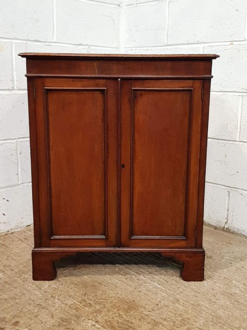 fig 1. ANTIQUE LATE VICTORIAN SMALL MAHOGANY CUPBOARD C1890