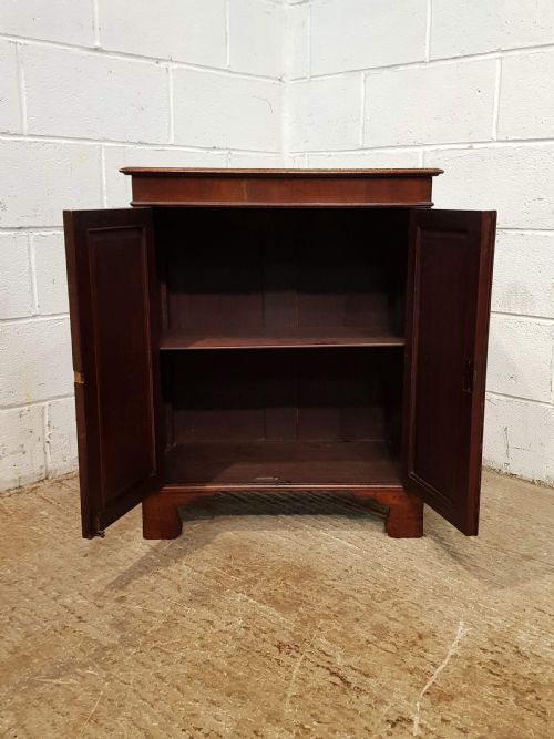 fig 2. ANTIQUE LATE VICTORIAN SMALL MAHOGANY CUPBOARD C1890