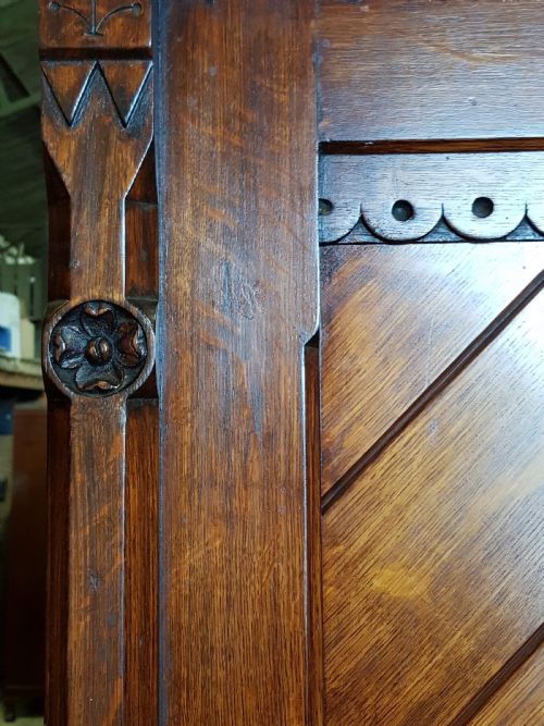 fig 3. ANTIQUE AESTHETIC ARTS & CRAFTS OAK TRIPLE WARDROBE c1860