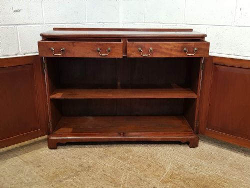 fig 2. ANTIQUE VICTORIAN MAHOGANY CHIFFONIER SIDEBOARD C1880