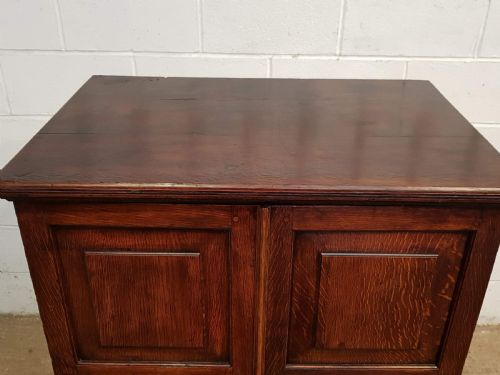 fig 1. AMTIQUE VICTORIAN PANELLED OAK CUPBOARD C1880