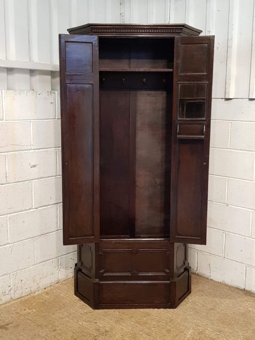 fig 1. ANTIQUE EDWARDIAN CARVED OAK HALL WARDROBE WITH LION MASKs C1900