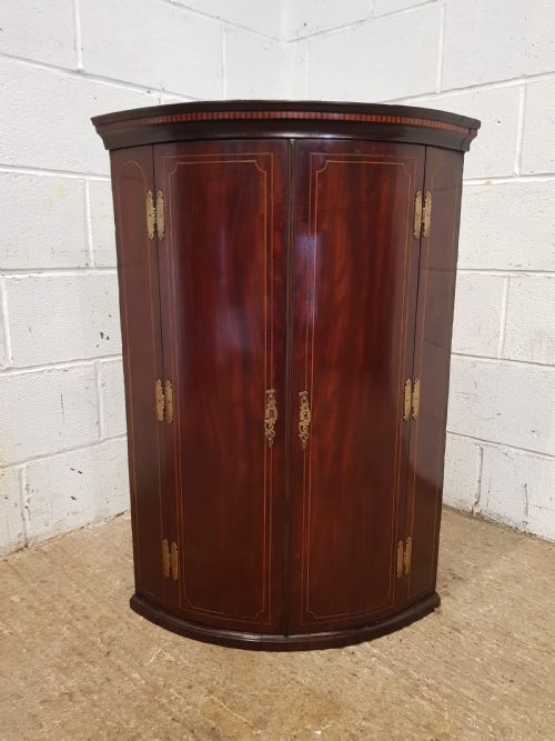 fig 1. ANTIQUE REGENCY INLAID MAHOGANY BOW FRONT CORNER CUPBOARD C1820