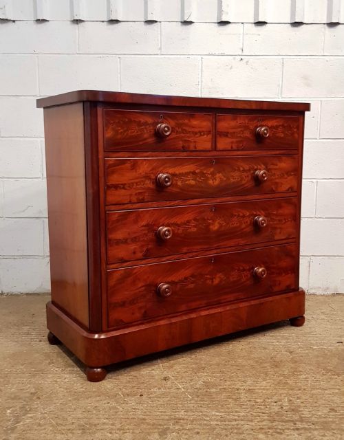 fig 1. ANTIQUE VICTORIAN QUALITY MAHOGANY CHEST OF DRAWERS C1880