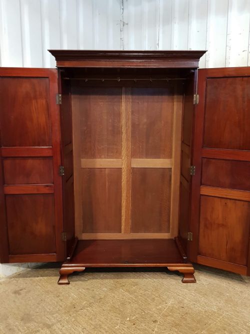 fig 1. ANTIQUE EDWARDIAN MAHOGANY DOUBLE WARDROBE C1900