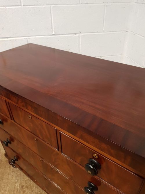 fig 1. ANTIQUE EARLY VICTORIAN FLAMED MAHOGANY CHEST OF DRAWERS C1850