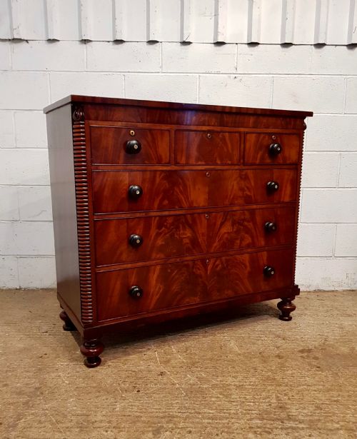 fig 2. ANTIQUE EARLY VICTORIAN FLAMED MAHOGANY CHEST OF DRAWERS C1850