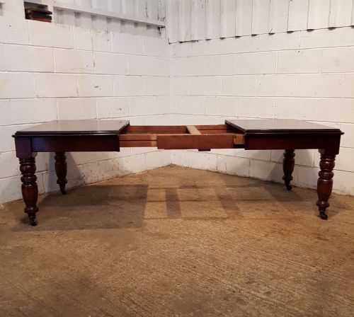 fig 2. ANTIQUE VICTORIAN MAHOGANY EXTENDING DINING TABLE SEATS UP TO 10-12. C1880