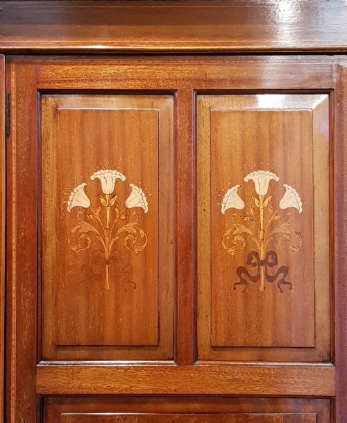 fig 1. ANTIQUE ARTS & CRAFTS MAHOGANY INLAID TRIPLE WARDROBE C1900