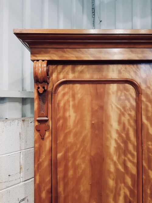 fig 3. ANTIQUE VICTORIAN SATIN BIRCH DOUBLE WARDROBE COMPACTUM C1880