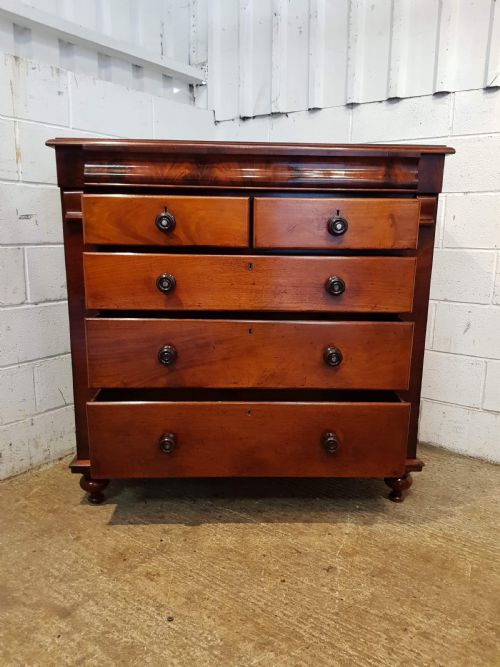 fig 2. ANTIQUE VICTORIAN MAHOGANY CHEST OF DRAWERS C1870