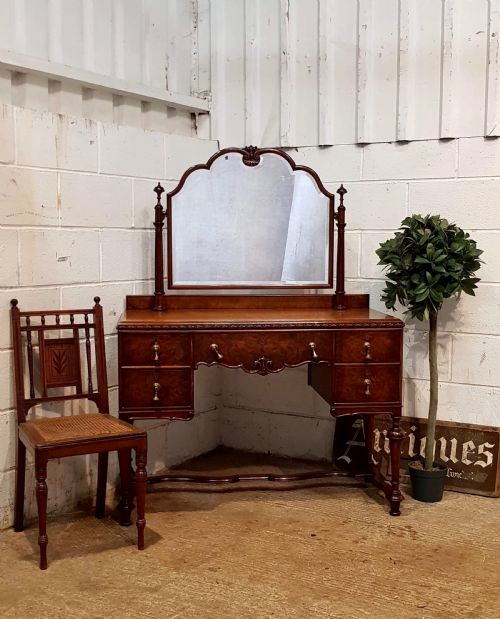 ANTIQUE BURR WALNUT QUEEN ANNE DRESSING TABLE C1920 - ADDITIONAL PHOTO 2