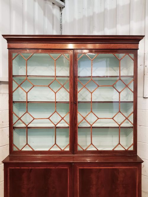 fig 2. ANTIQUE GEORGIAN PERIOD MAHOGANY & SATINWOOD  ASTRAGAL GLAZED BOOKCASE C1780