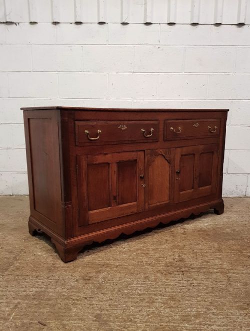 fig 1. ANTIQUE PERIOD GEORGIAN COUNTRY OAK DRESSER BASE C1780