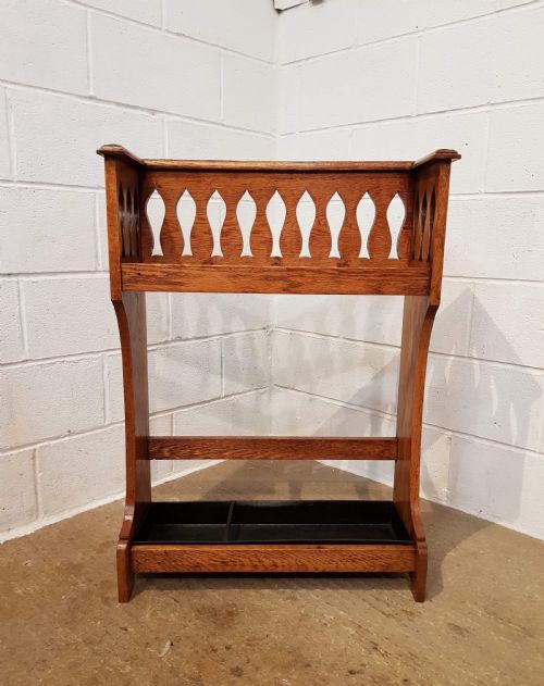 fig 2. ANTIQUE ARTS & CRAFTS GOLDEN OAK STICK STAND C1890