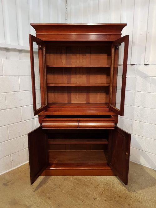 fig 1. ANTIQUE VICTORIAN MAHOGANY LIBRARY BOOKCASE C1880