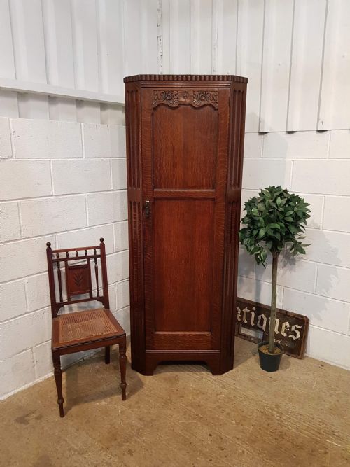 Antique Oak Hall Robe C1920