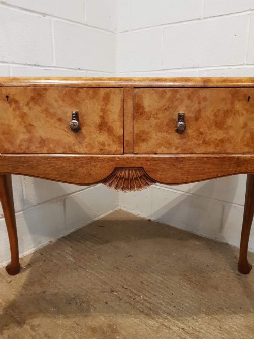 fig 2. ANTIQUE ART DECO BURR WALNUT SIDE TABLE C1920