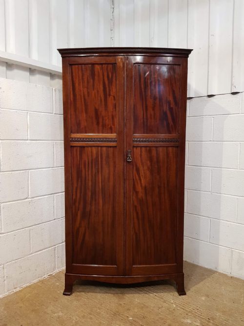 fig 1. ANTIQUE EDWARDIAN SMALL MAHOGANY BOW FRONT WARDROBE C1900