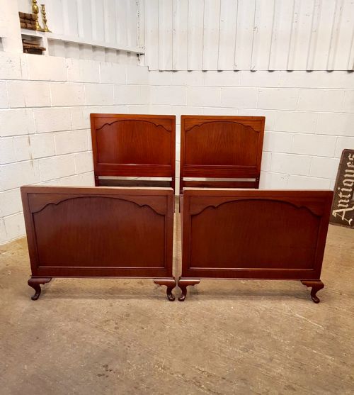 fig 1. ANTIQUE PAIR MAHOGANY SINGLE BEDS C1920