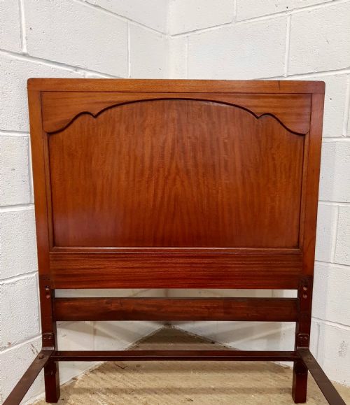fig 2. ANTIQUE PAIR MAHOGANY SINGLE BEDS C1920