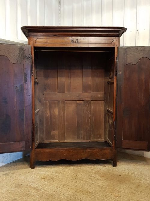 fig 1. ANTIQUE LATE 18TH CENTURY FRENCH PROVINCIAL OAK AND FRUITWOOD ARMOIRE C1790