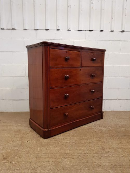 fig 2. ANTIQUE VICTORIAN WALNUT CHEST OF DRAWERS C1880
