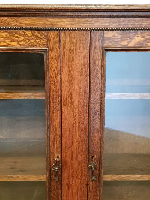 fig 2. ANTIQUE EDWARDIAN OAK GLAZED BOOKCASE C1900