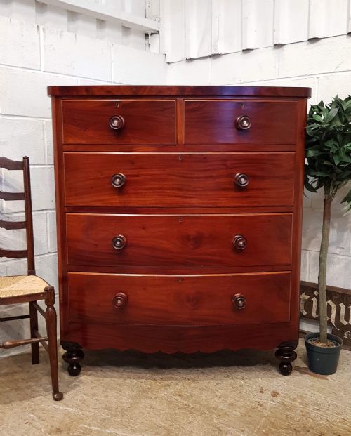 Antique Victorian Mahogany Bow Front Chest of Drawers C1880