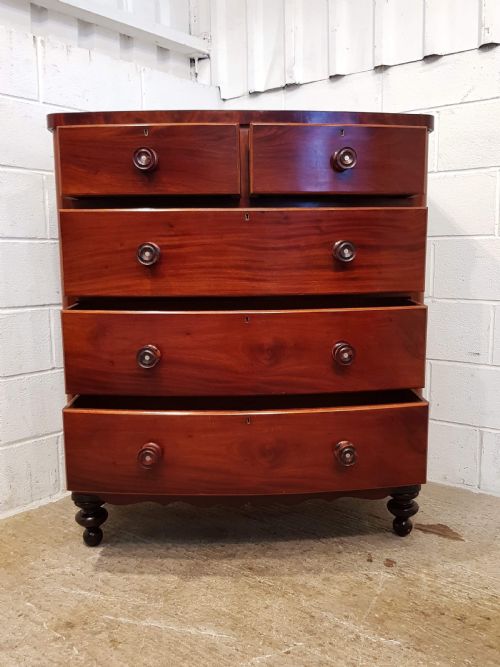 fig 2. ANTIQUE VICTORIAN MAHOGANY BOW FRONT CHEST OF DRAWERS C1880