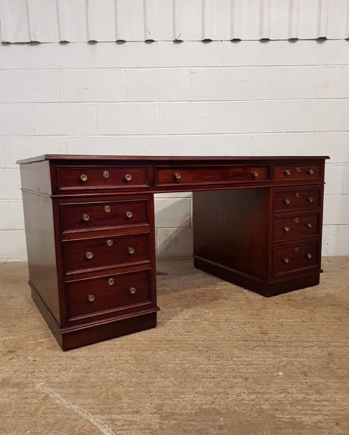 fig 2. ANTIQUE LATE VICTORIAN MAHOGANY TWIN PEDESTAL DESK C1890 