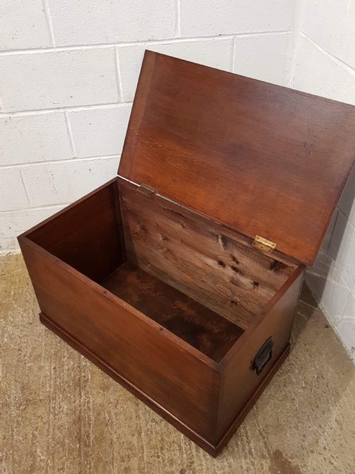 fig 1. ANTIQUE LATE VICTORIAN OAK BLANKET BOX C1890