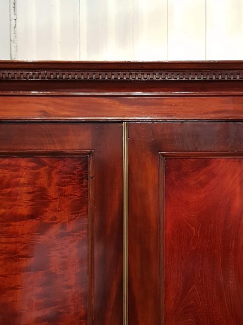 fig 1. ANTIQUE VICTORIAN MAHOGANY TRIPLE WARDROBE C1880