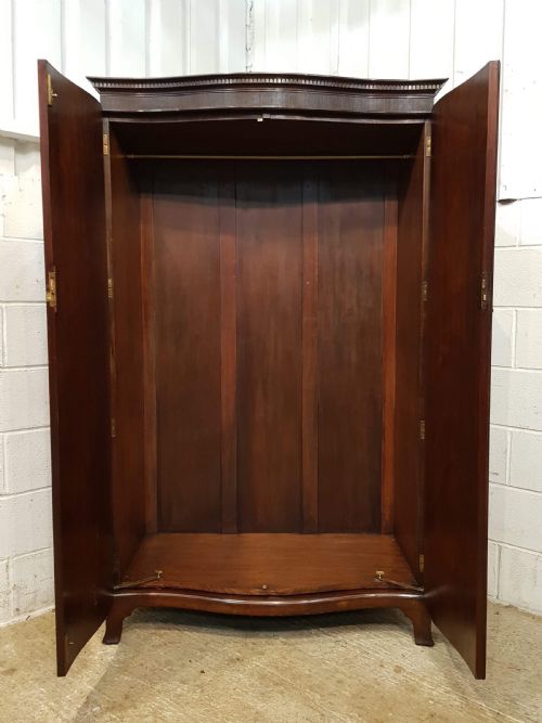 fig 1. ANTIQUE EDWARDIAN FLAMED MAHOGANY SERPENTINE SHAPED DOUBLE WARDROBE C1900