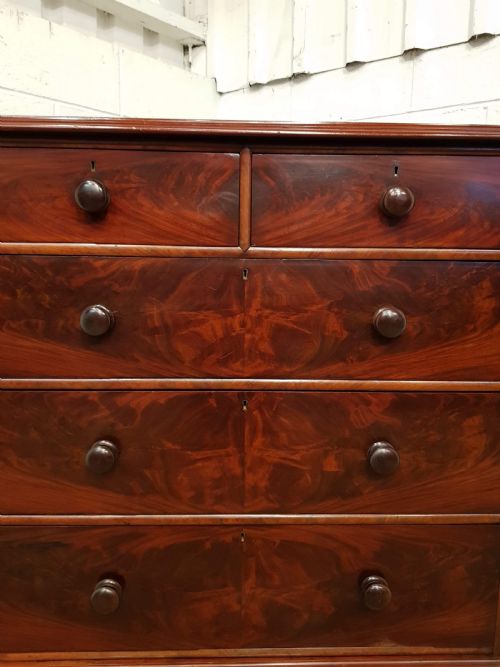 fig 1. ANTIQUE VICTORIAN MAHOGANY CHEST OF DRAWERS C1880
