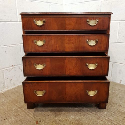 fig 1. ANTIQUE 18TH CENTURY PERIOD MAHOGANY DWARF CHEST OF DRAWERS C1780