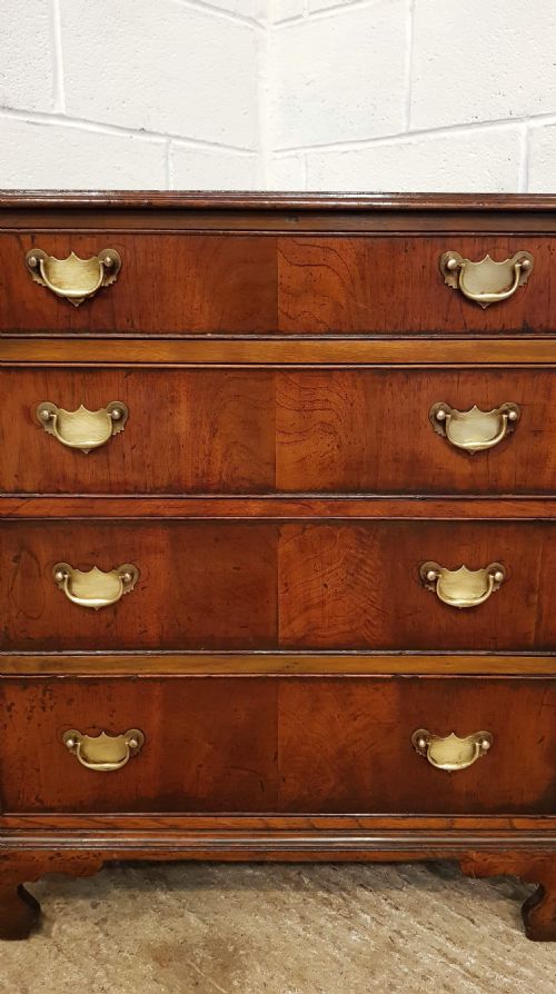 fig 2. ANTIQUE 18TH CENTURY PERIOD MAHOGANY DWARF CHEST OF DRAWERS C1780
