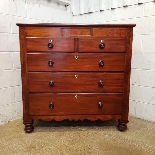 fig 1. ANTIQUE WILLIAM 1V MAHOGANY CHEST OF DRAWERS WITH SECRET DRAWER. C1830