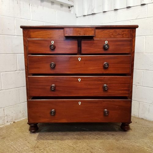 fig 2. ANTIQUE WILLIAM 1V MAHOGANY CHEST OF DRAWERS WITH SECRET DRAWER. C1830