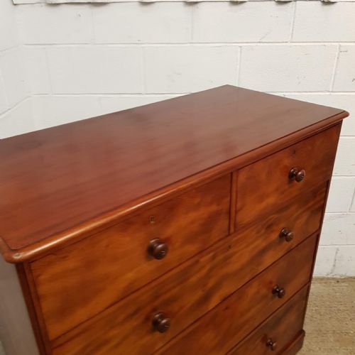 fig 1. ANTIQUE VICTORIAN MAHOGANY CHEST OF DRAWERS C1880