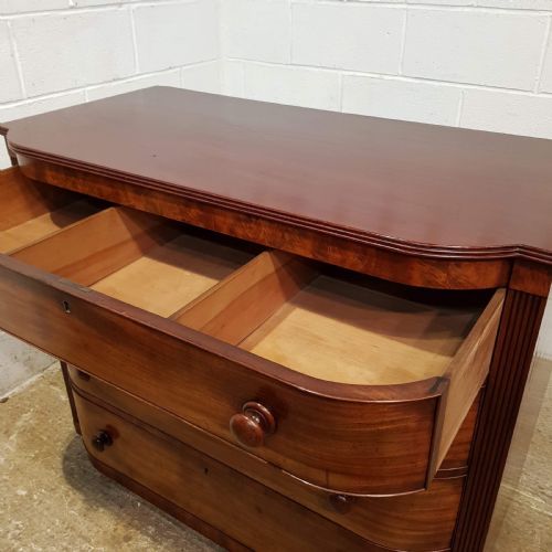 fig 1. ANTIQUE WILLIAM 1V BOW FRONT MAHOGANY CHEST OF DRAWERS C1830