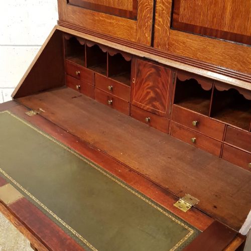 fig 2. ANTIQUE 18TH CENTURY PERIOD OAK & MAHOGANY BUREAU BOOKCASE C1780