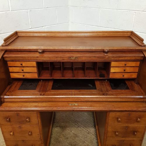 fig 2. ANTIQUE LARGE VICTORIAN OAK CYLINDER TOP PEDESTAL DESK C1880