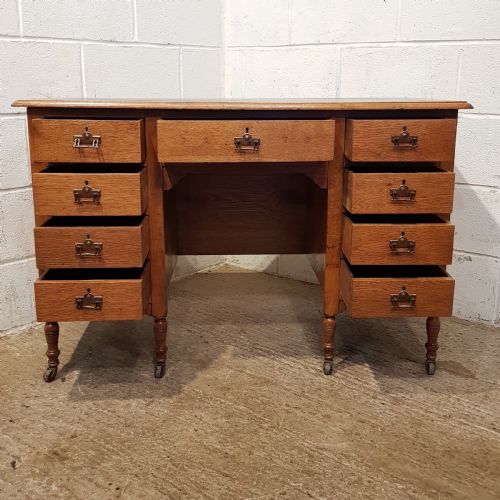 fig 2. ANTIQUE EDWARDIAN OAK TWIN PEDESTAL DESK C1900