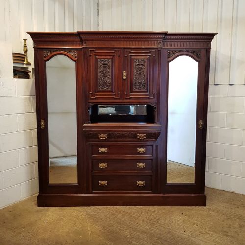 fig 2. ANTIQUE EDWARDIAN MAHOGANY TRIPLE BREAKFRONT WARDROBE C1900