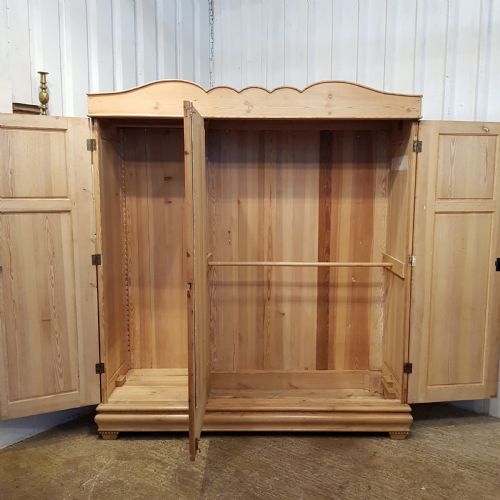 fig 1. ANTIQUE 19TH CENTURY FLEMISH PINE TRIPLE WARDROBE C1880