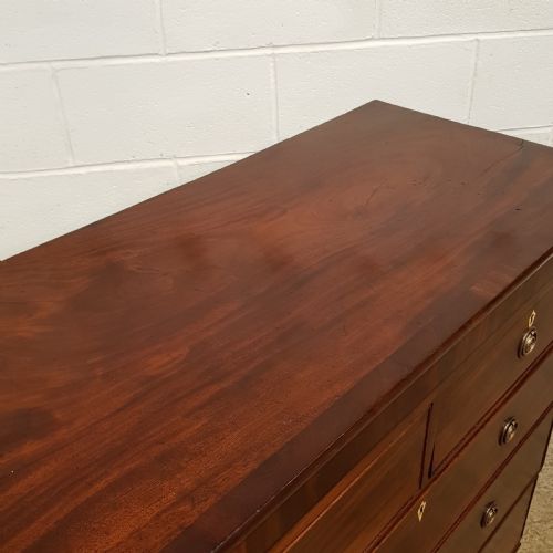 fig 1. ANTIQUE REGENCY MAHOGANY CHEST OF DRAWERS C1820