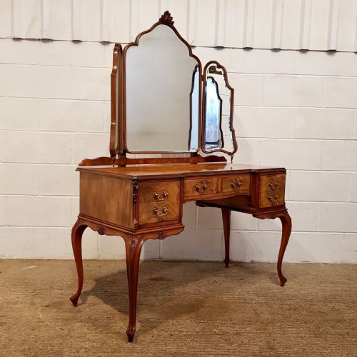 Superb Antique Queen Anne Burr Walnut Dressing Table and Stool C1920