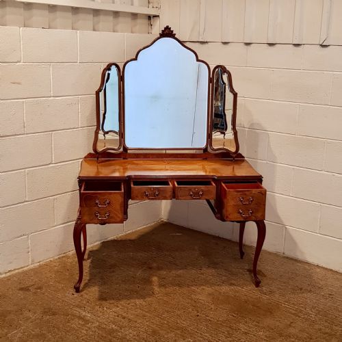 fig 3. SUPERB ANTIQUE QUEEN ANNE BURR WALNUT DRESSING TABLE AND STOOL C1920