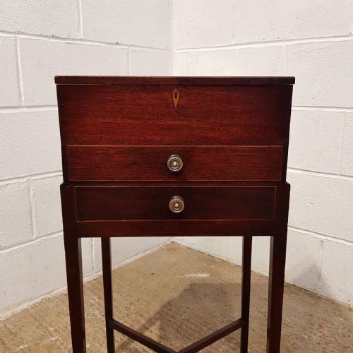 fig 2. ANTIQUE GEORGIAN CUBAN MAHOGANY WORK BOX TABLE C1780